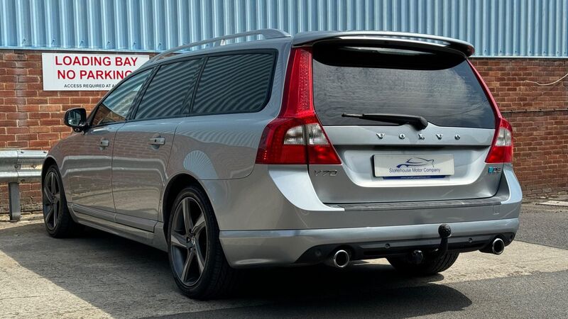 VOLVO V70