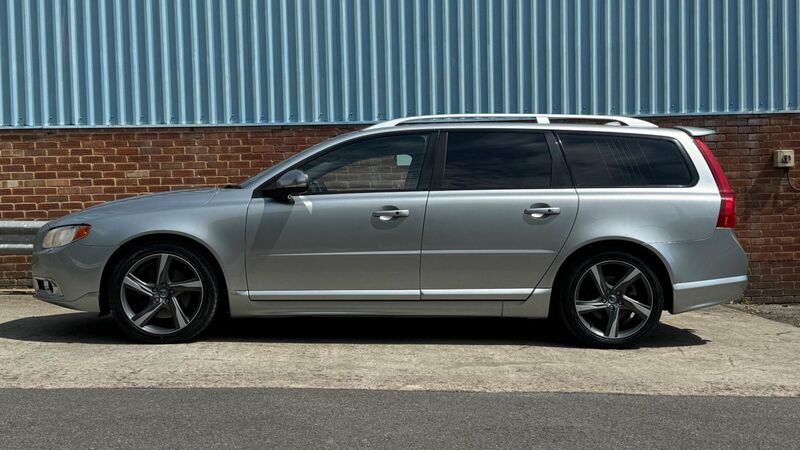 VOLVO V70
