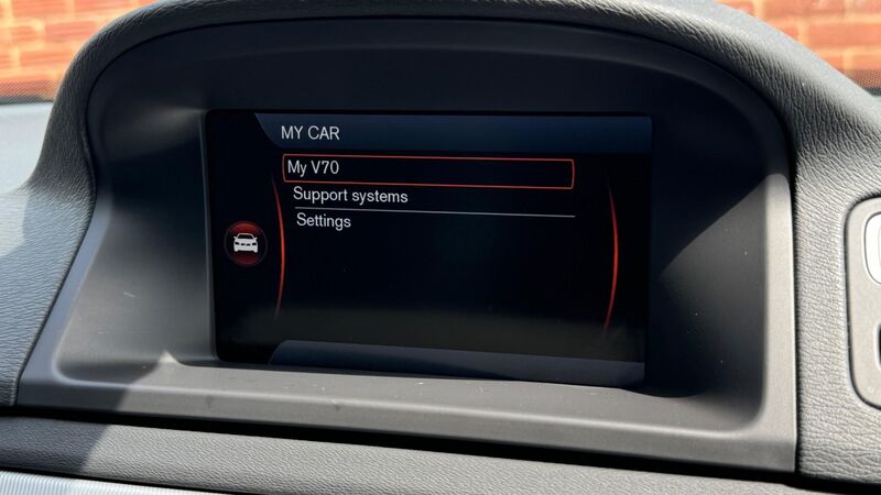 VOLVO V70