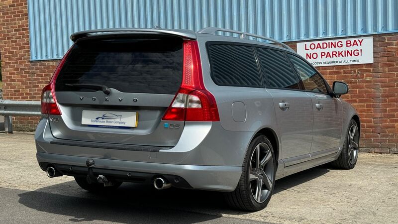 VOLVO V70