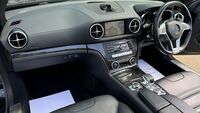 MERCEDES-BENZ SL