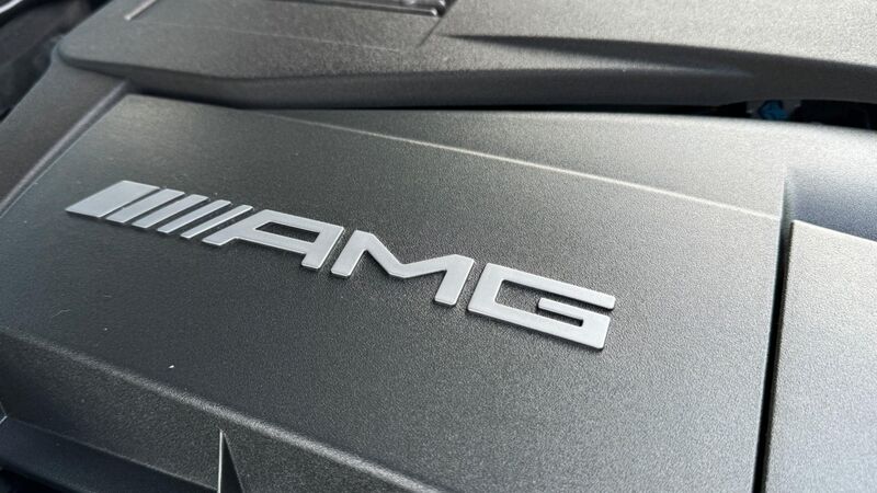 MERCEDES-BENZ SL