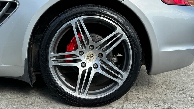PORSCHE CAYMAN