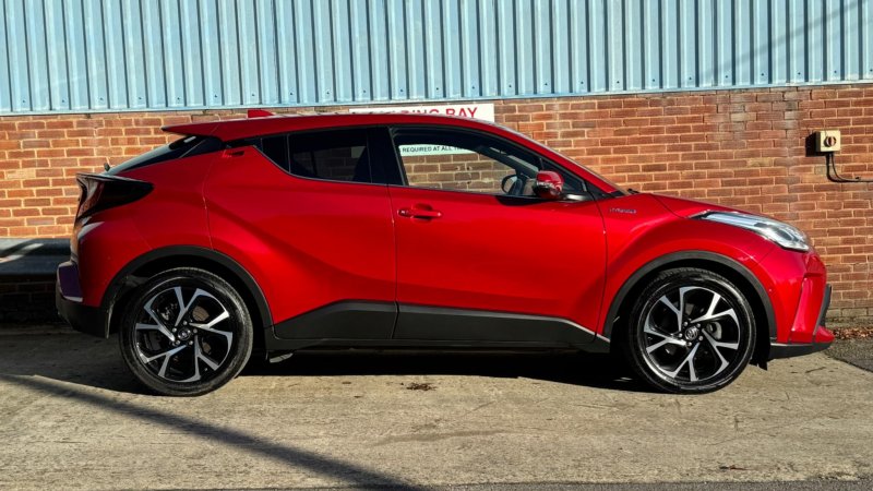 TOYOTA C-HR