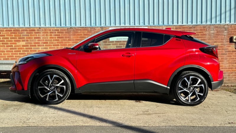 TOYOTA C-HR