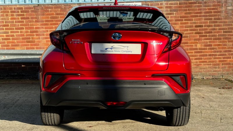 TOYOTA C-HR