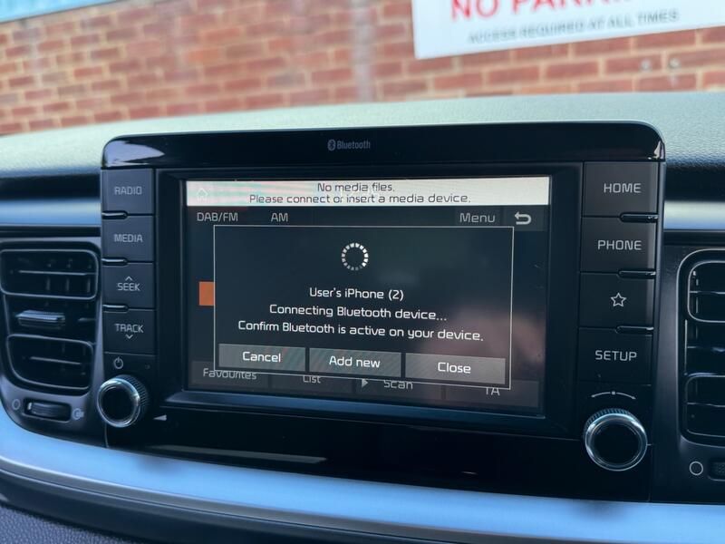KIA STONIC