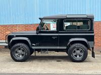 LAND ROVER DEFENDER 90