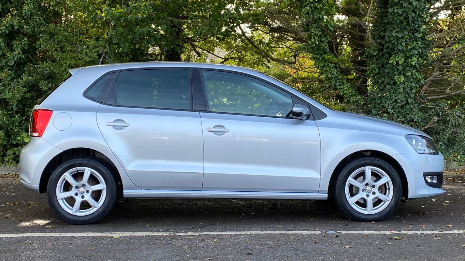 Used VOLKSWAGEN POLO 2011 Silver in Stonehouse Gloucestershire Stonehouse Motor Company SW Ltd